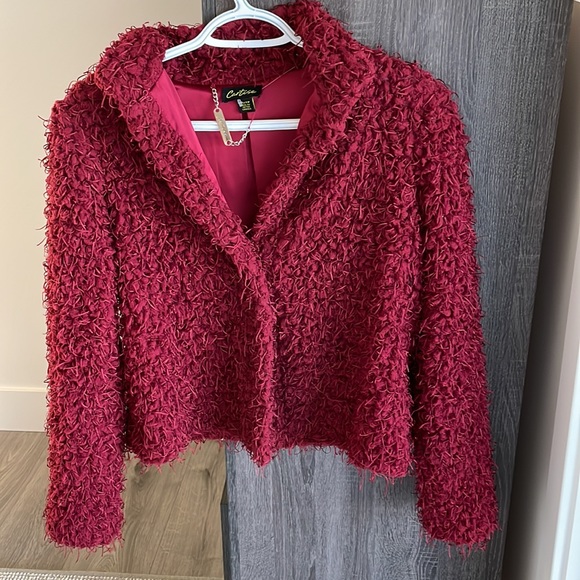 Laura’s CARTISE Adorable Retro Red Boucle fringed Jacket with hooks buttons. - Picture 1 of 9